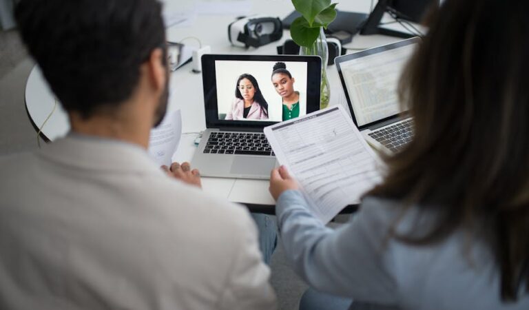 How to Navigate Job Interviews Successfully